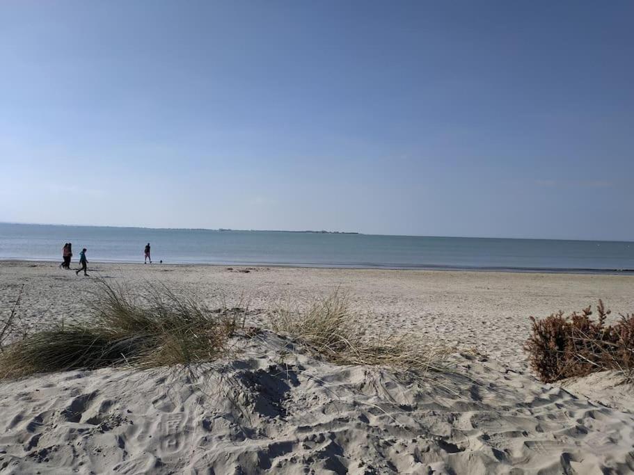 Gite Les Amoureux De La Baie Favières Dış mekan fotoğraf